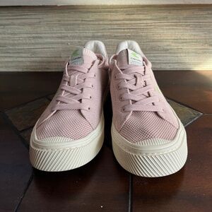 Cariuma IBI Sustainable Knit Sneaker Rose Women's Size 7  Men's 5.5 NWOT